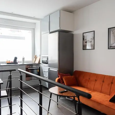 Apartment Spacious And Comfortable In 17th Paris