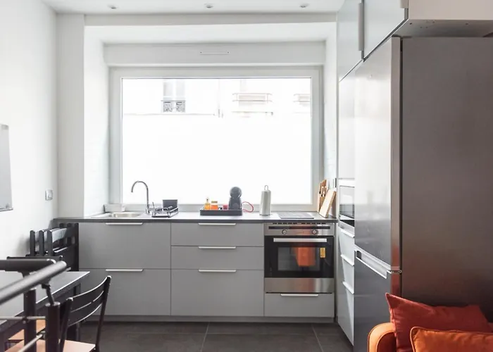 Spacious And Comfortable In 17th Διαμέρισμα Παρίσι